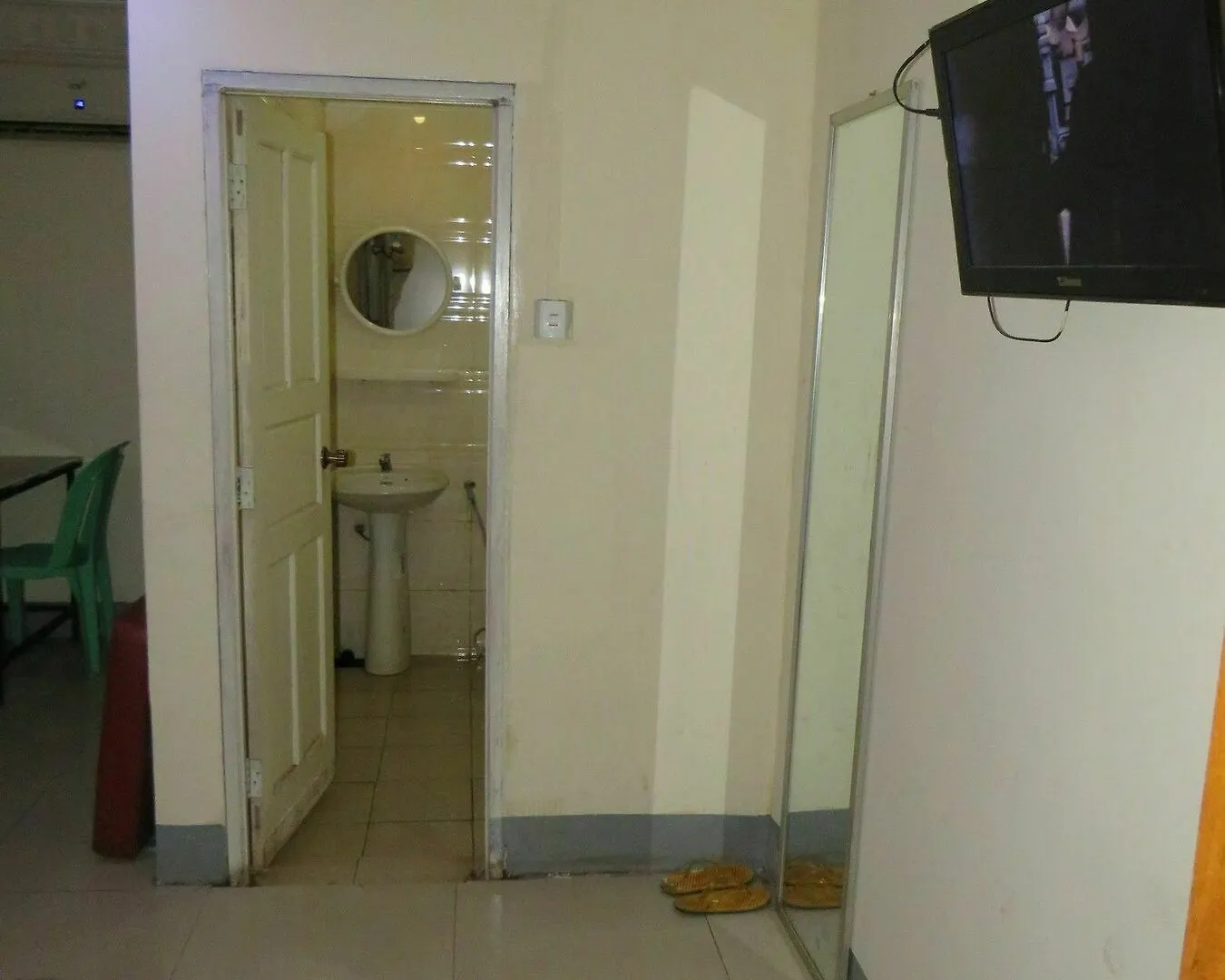 ** Ξενοδοχείο Power Motel Γιανγκόν Μιανμάρ